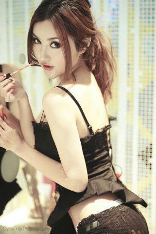 女朋友的閨蜜在線觀看